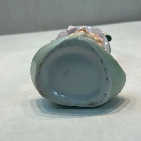 Vtg Lady Head Bust Vase Brush Holder Lilac Purple Hat Flowers - Picture 6 of 7